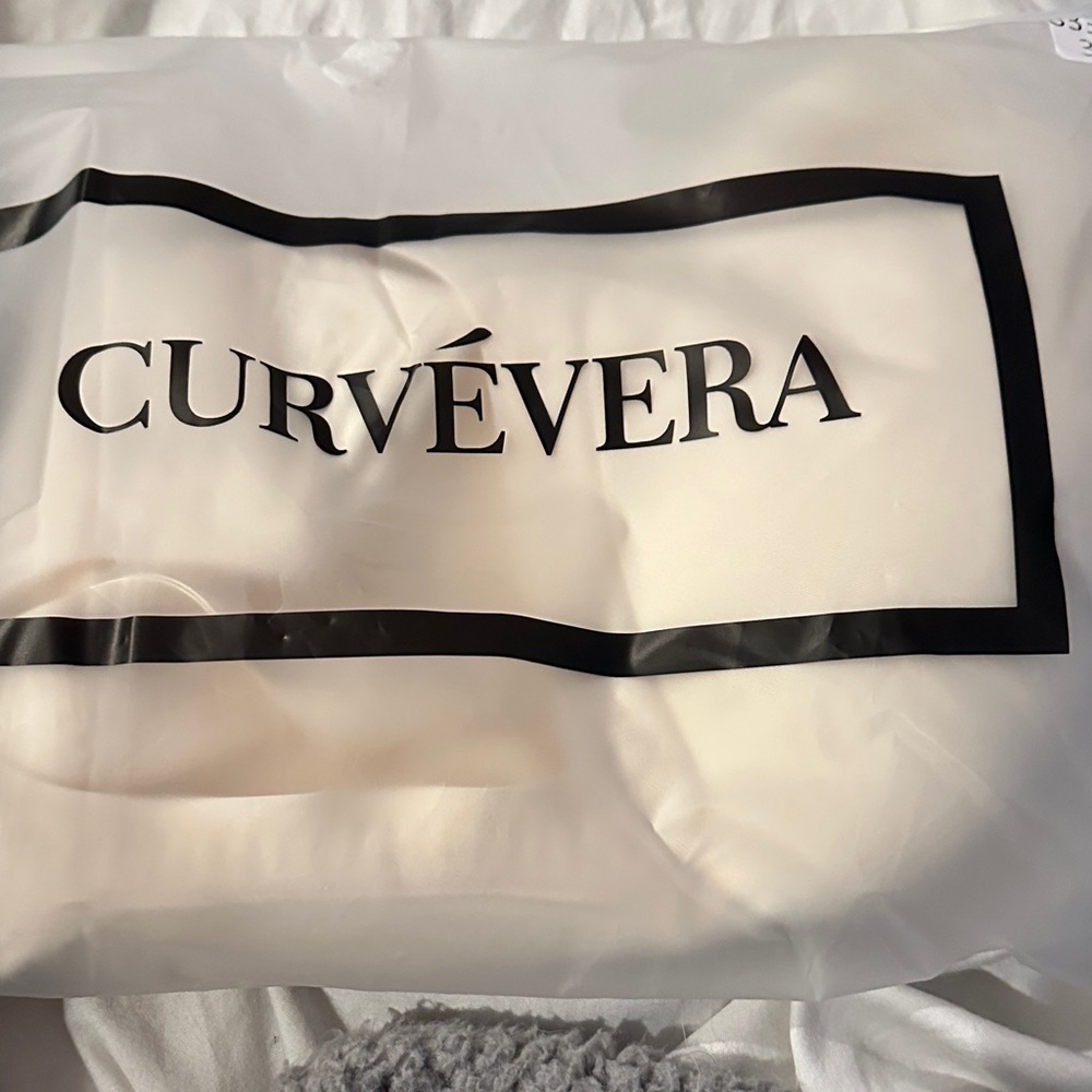 Curvevera bras new bone color